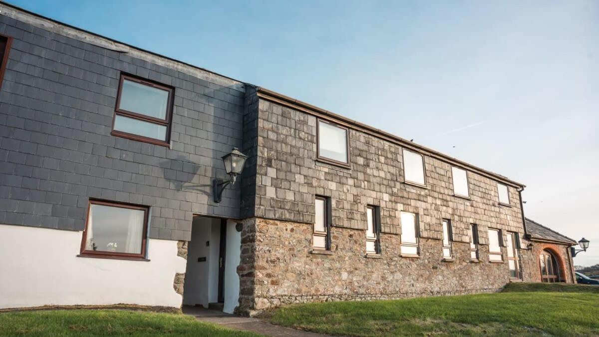 Lovely 2 Bedroom Coastal Cottage Near Буде Экстерьер фото